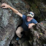 Máté barlangászott is a szigeten